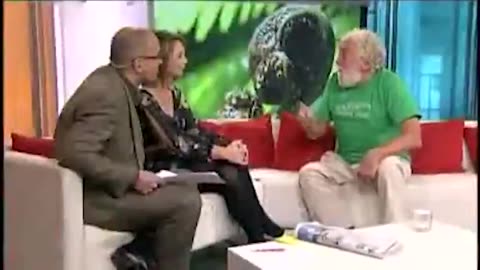 David Bellamy was fired by the BBC after he dismissed man-made global warming as ＂poppycock