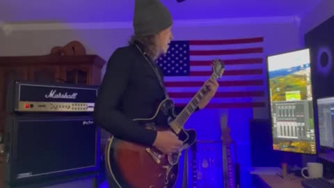 David and the Giants "Upper Room Experience" Play-Along