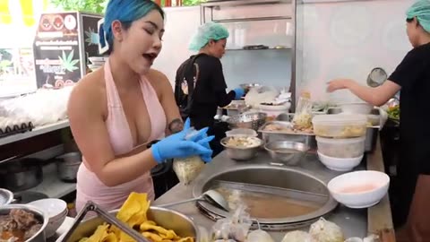 Thai SuperHot Model Gives Insane Cooking Entertainment 💃💃🇹🇭🇹🇭🇹🇭🥘🍲🍚