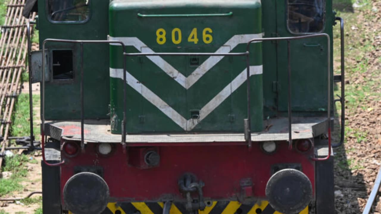 Militants Hold 450 Train Passengers Hostage in Pakistan #Pakistan #Balochistan #Hostage #news