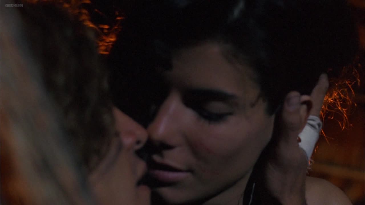 Sandra_Bullock_-_Fire_On_The_Amazon