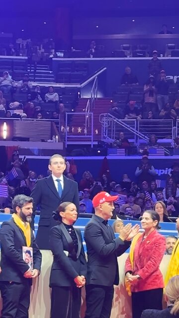 Donald Trump shouts out Barron Trump at Inauguration Parade!