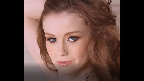 Emily Bloom - Exciting Queen