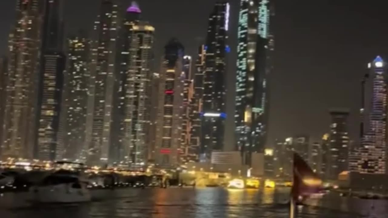 Cruising In Dubai