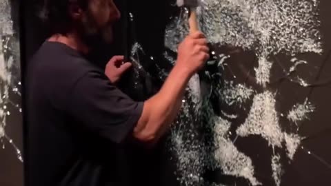 Drawing on glass, Amazing skills