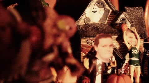 Riffing Freddy’s Nightmares Pilot: 80s LOLs!
