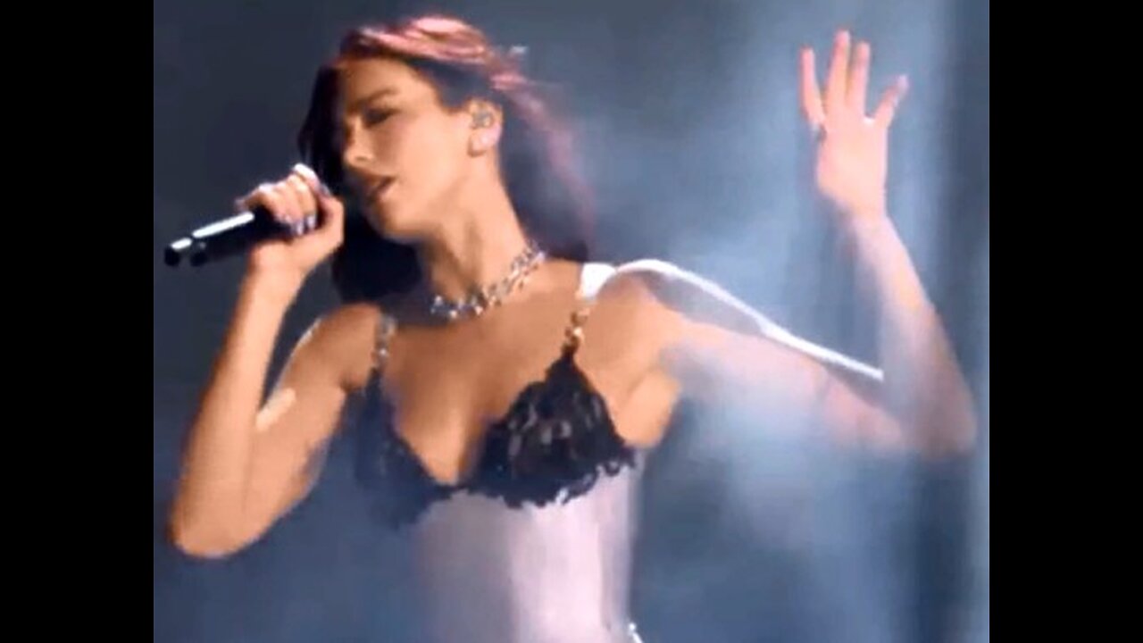 🌌 Dua Lipa - Falling Forever Live 🌌