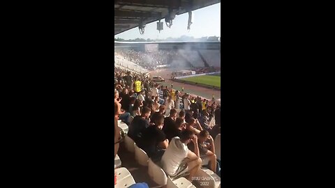 Crvena Zvezda vs Partizan Belgrade _Delije_ face to face with _Grobari_