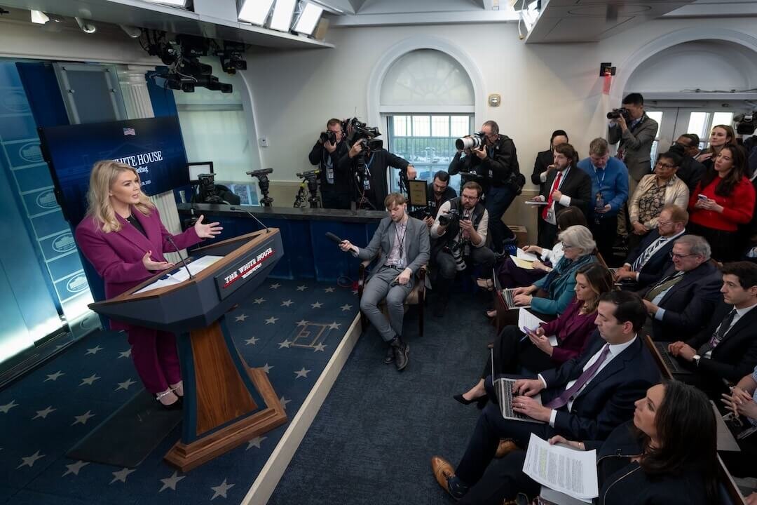 Karoline Leavitt shares peek behind the scenes of WH briefing room