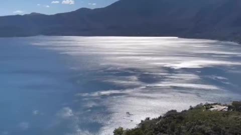 Lago de Coatepeque: A stunning crater lake in El Salvador