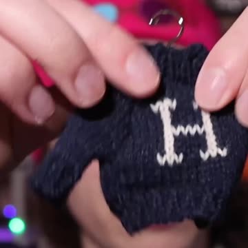 Christmas In July: Adorable Harry Sweater Ornament #harrypotter #adventcalendar #christmas