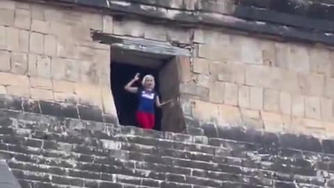 Angry crowd immediately jumps tourist for climbing sacred Mayan pyramid