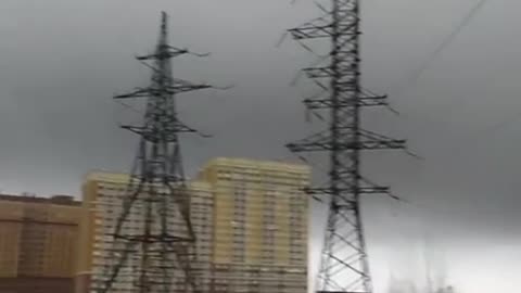👏 Ryazan was covered in thick smog this morning due to large-scale fires at