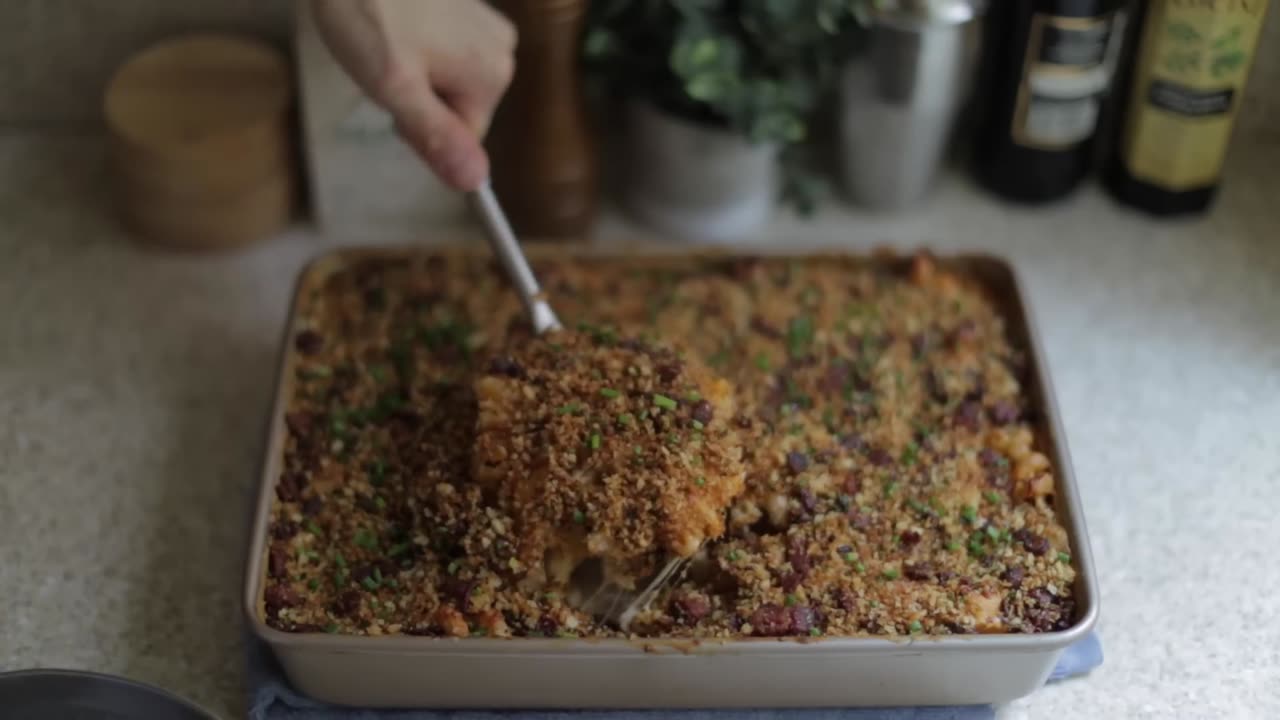 3-Ingredient vs. 10-Ingredient vs. 30-Ingredient Mac 'N' Cheese