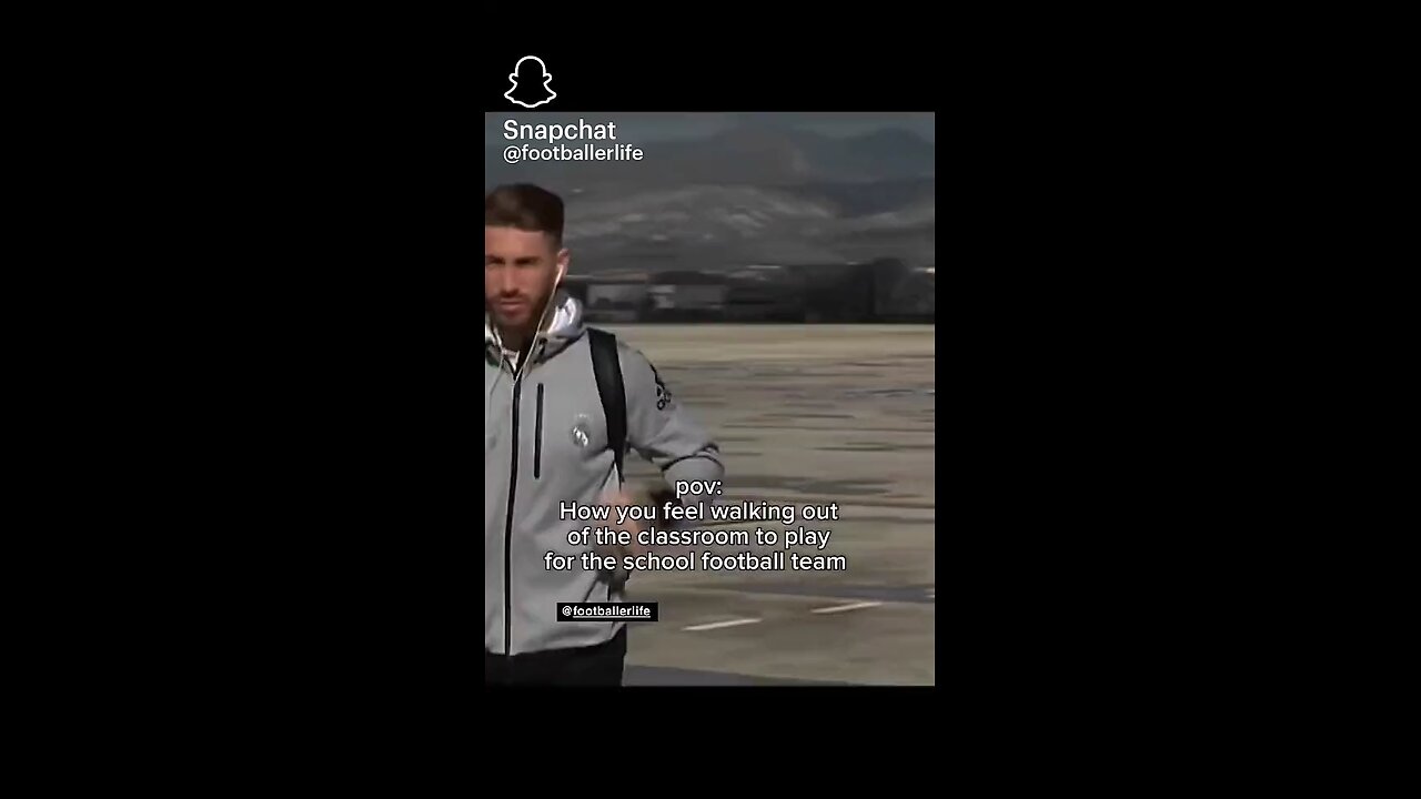 Ronaldo walking 😉