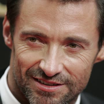 Hugh Jackman LEAVES Fans Speechless With Surprise Appearance! News