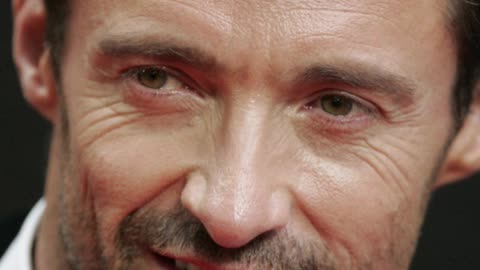 Hugh Jackman LEAVES Fans Speechless With Surprise Appearance! News