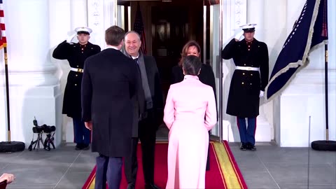 Harris, Emhoff greet Vances in front of the White House