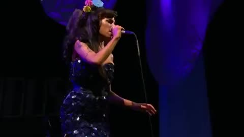 Amy Winehouse Live in Concert 3 of the Best Songs