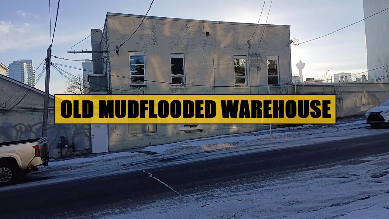 STRANGE Warehouse SPACE #reset #mudflood #oldworld