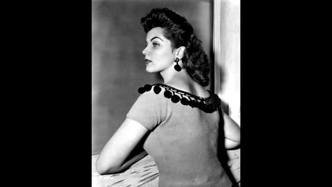 37 Stunning Photos of Actress Lisa Gaye in the 1950s and Early 1960s