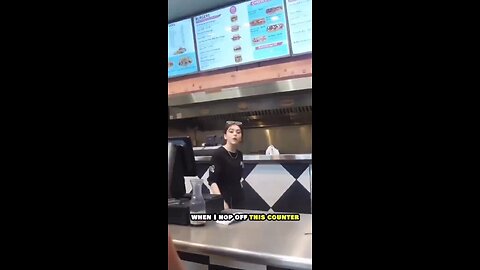 🚨 TENSE MOMENT AT FAST FOOD JOINT DIFFUSED BY QUICK-THINKING MANAGER