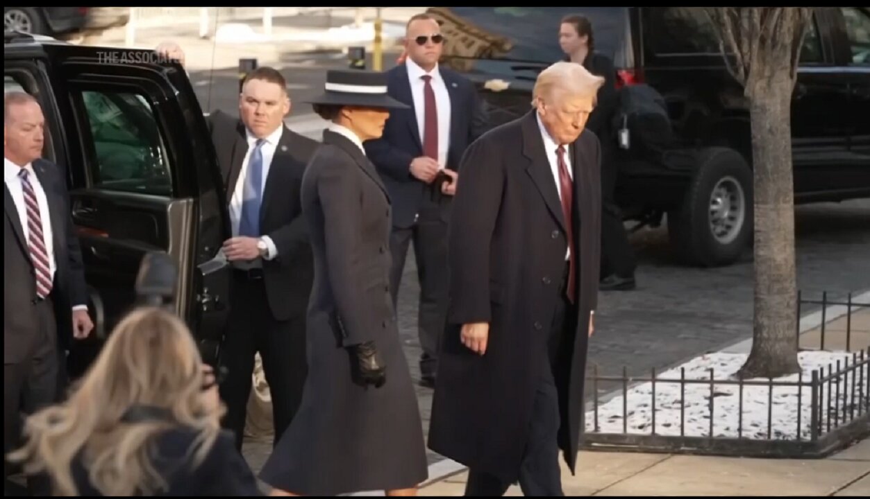 Trump enters St. John’s Episcopal Church with Melania on Inauguration Day