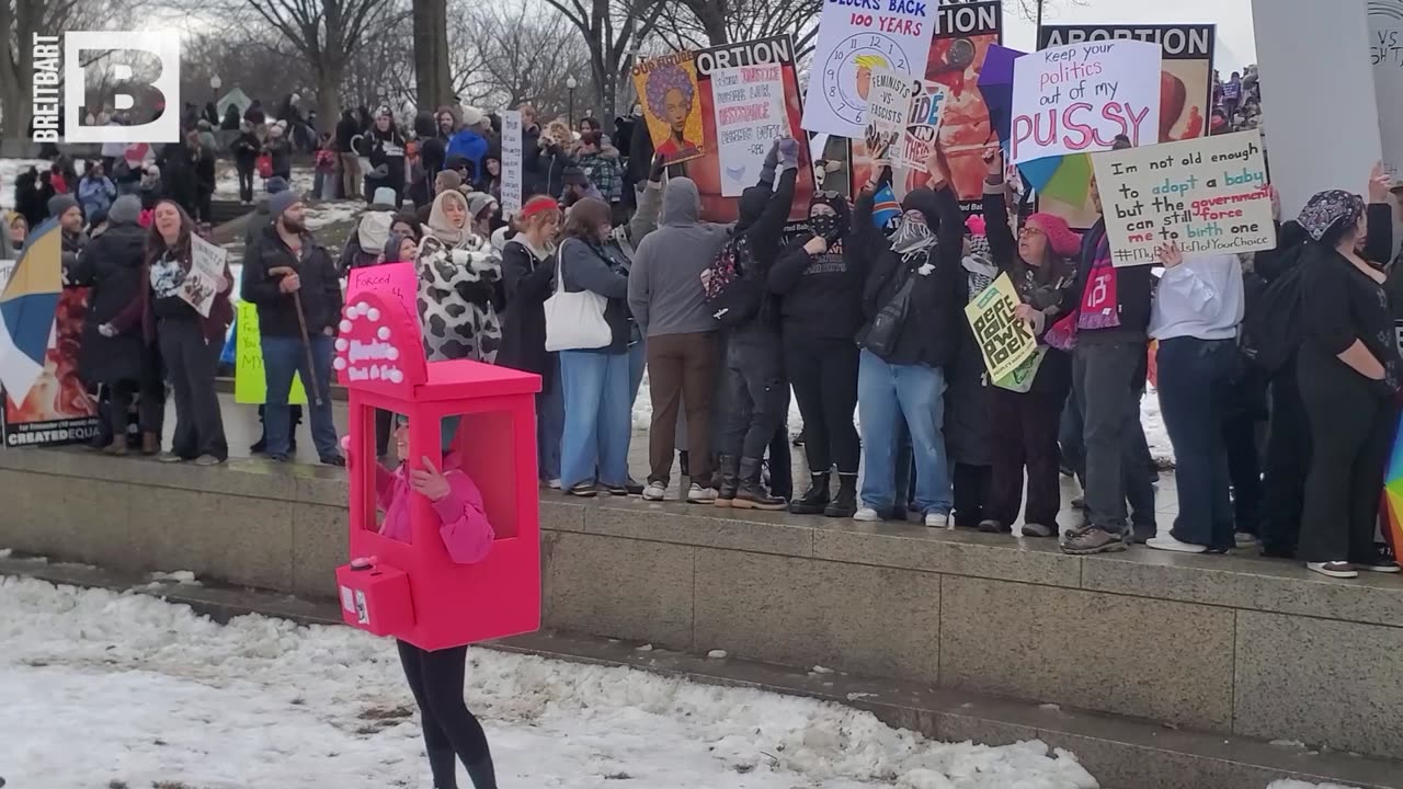 Thousands March on National Mall Ahead of Trump's Inauguration