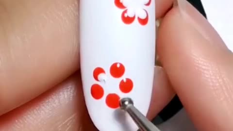 SUPER EASY DOTTED FLORAL NAIL DESIGN