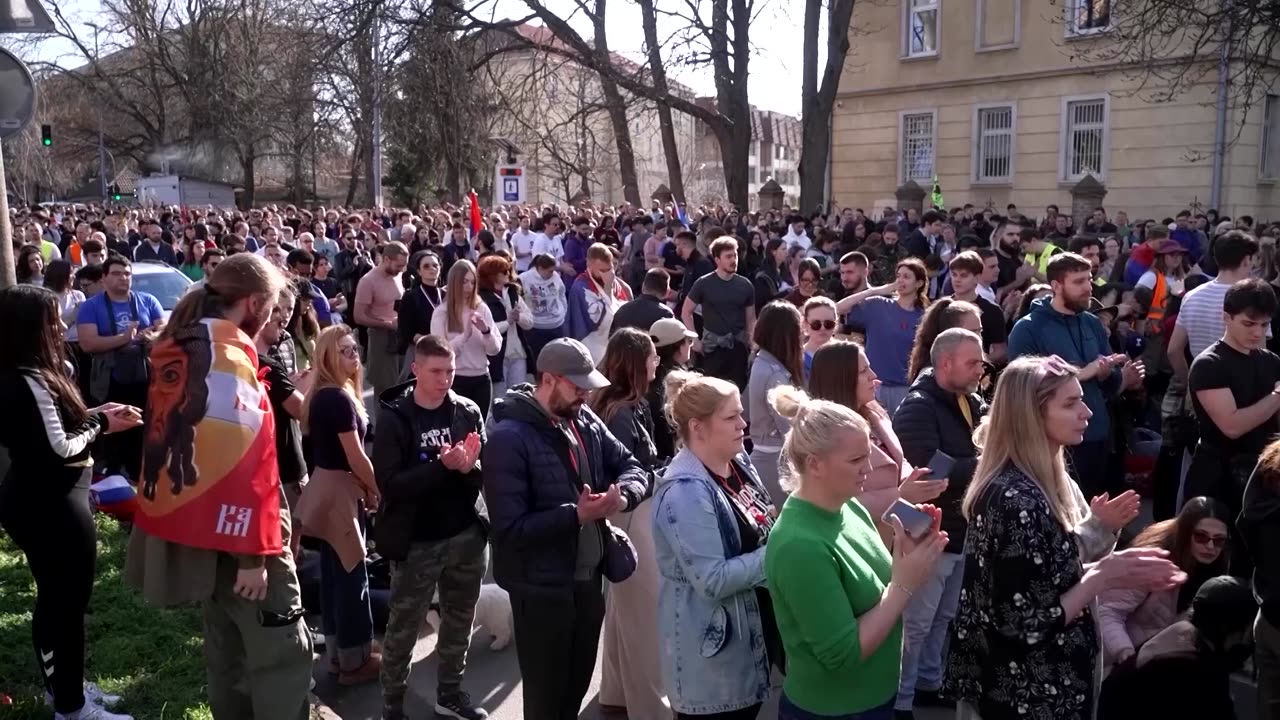 Serbian students march from capital to Novi Sad for bridge blockade