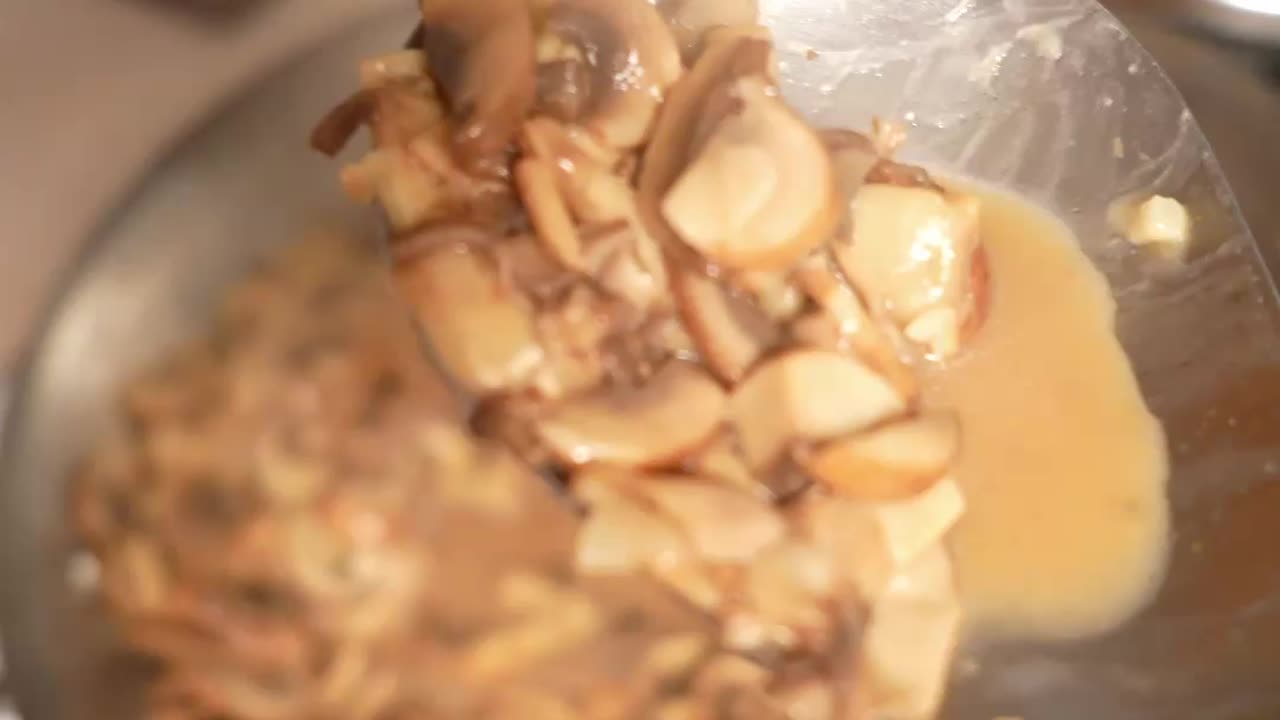 Savoring DELICIOUS Scallops and Mushrooms At Home #cooking #foodiechronicles #foodvlog #foodvideos