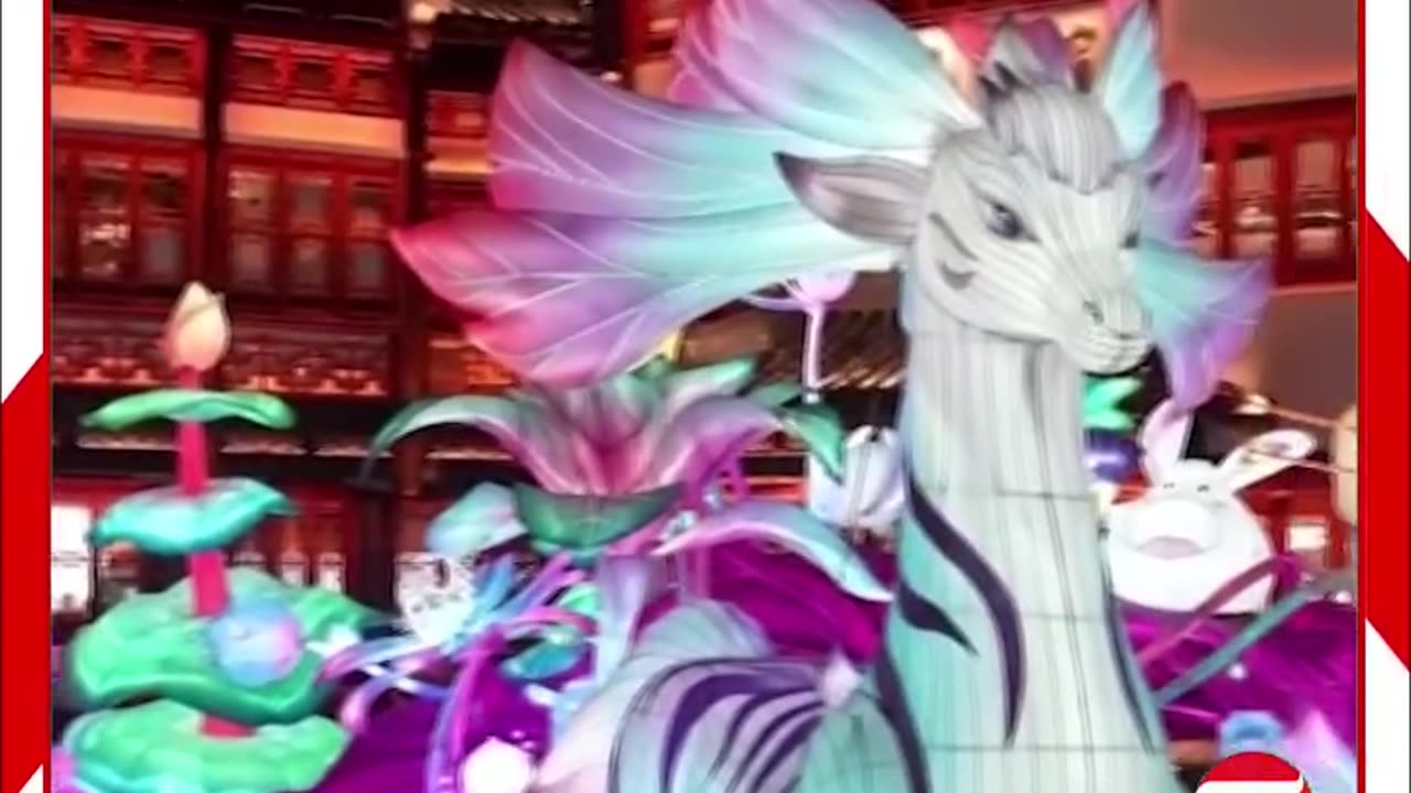 Shanghai’s Yuyuan Garden Dazzles with Lanterns for Lunar New Year!