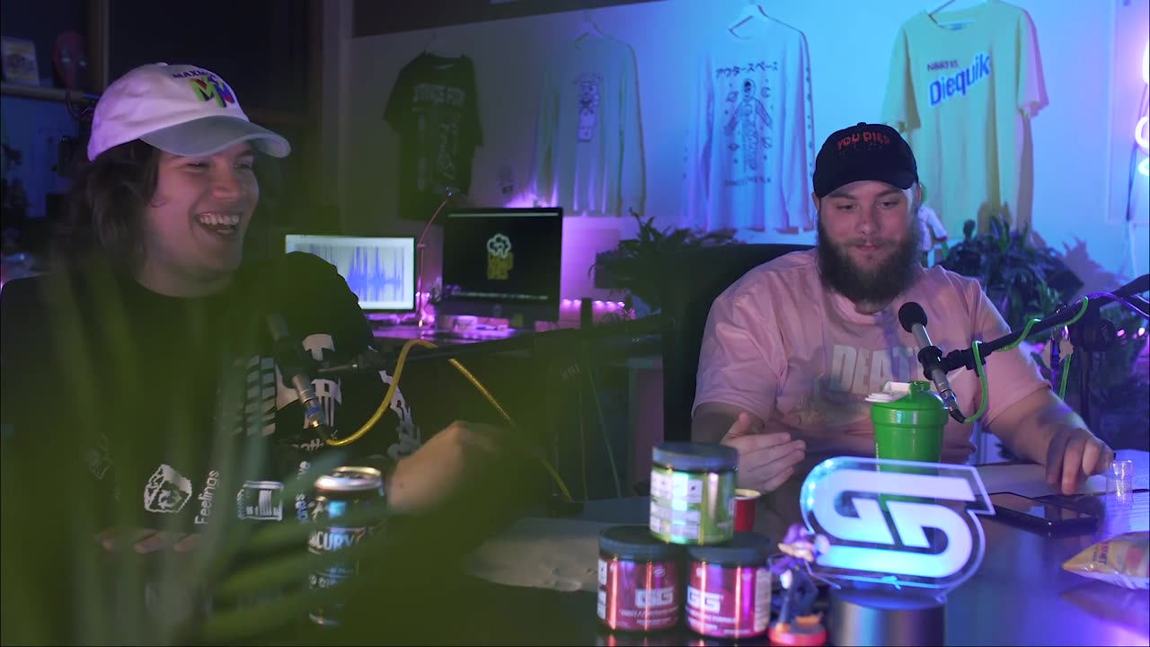 MAXMOEFOE EXPLAINS THE CHEF MEME