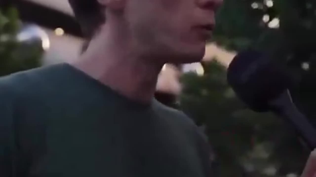 Regular guy thoroughly takes apart the man-made climate change narrative in just one minute. 🔥