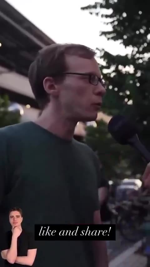 Regular guy thoroughly takes apart the man-made climate change narrative in just one minute. 🔥