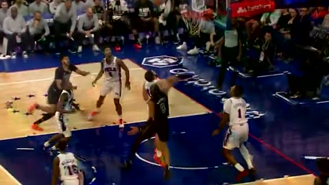 Brooklyn Nets - soft touch to beat the buzzer 😮‍💨 @trendonw