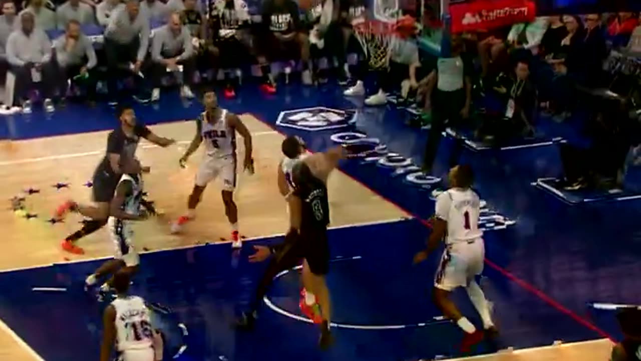 Brooklyn Nets - soft touch to beat the buzzer 😮‍💨 @trendonw
