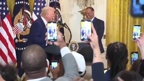 White House Crowd Chants Tiger Woods' Name