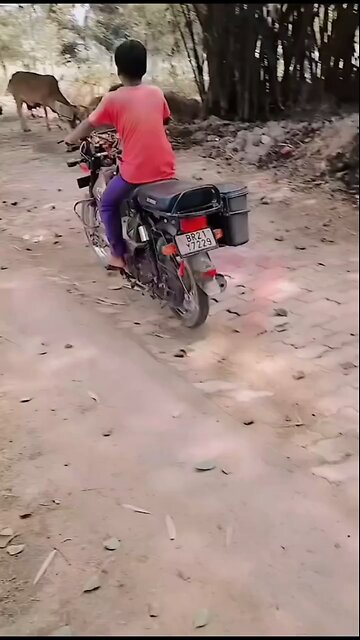 Le gaya🏍️🏍️🏍️🏍️funnyvideos trendingfunny video trending video