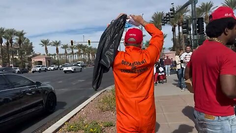 Inmate escapes the day for a trump rally lol