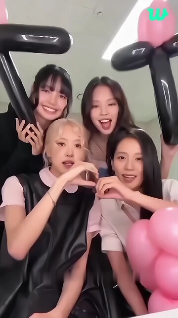 I hope she's okiee!! 🙁❤️‍🩹