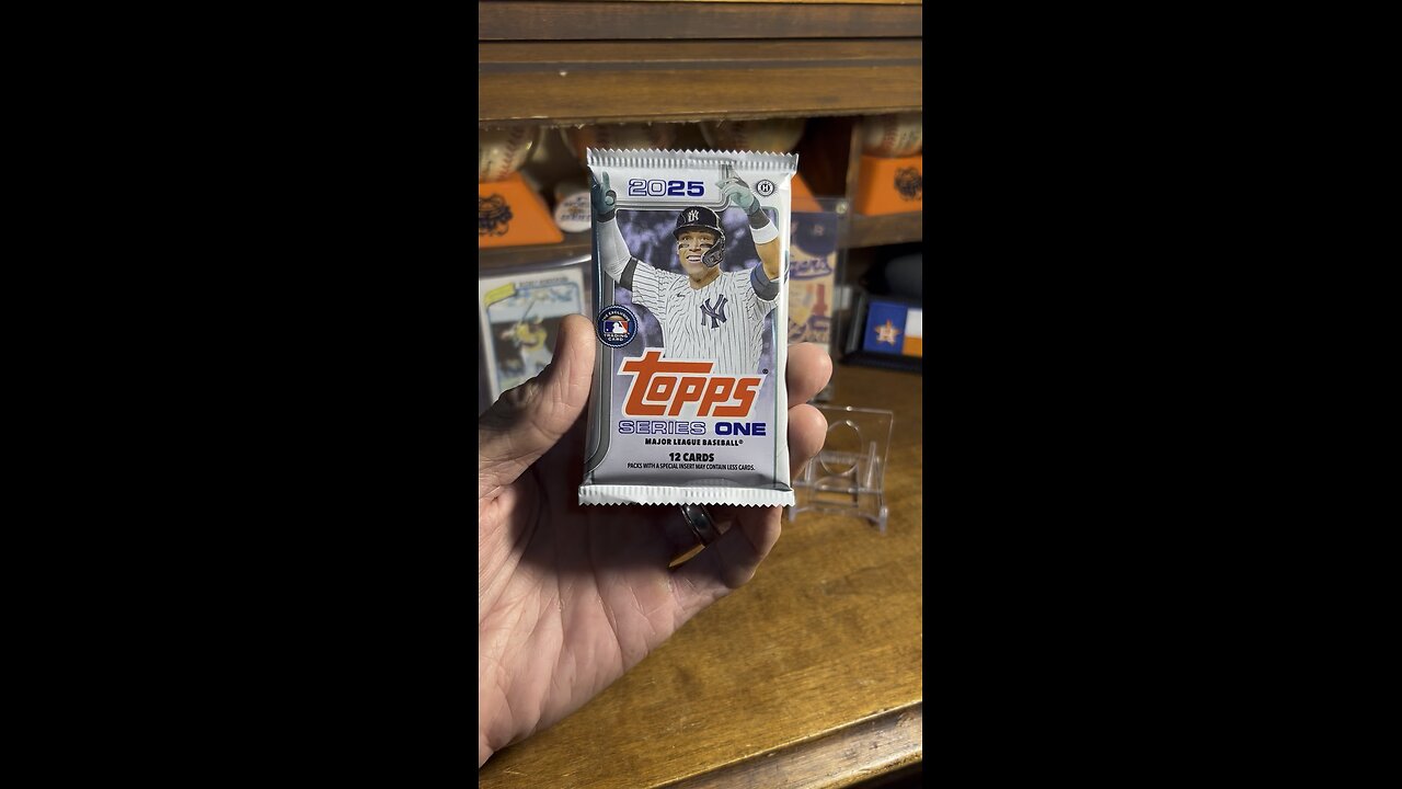 2025 Topps Series 1 #baseballcards #packopening