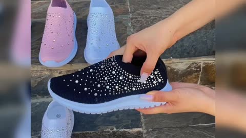 Women's Rhinestone Decor Slip-on Sneakers