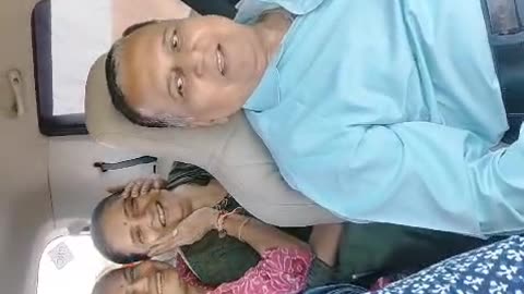 girnar jatra karva gaya masti karta karta mama mami masi maa