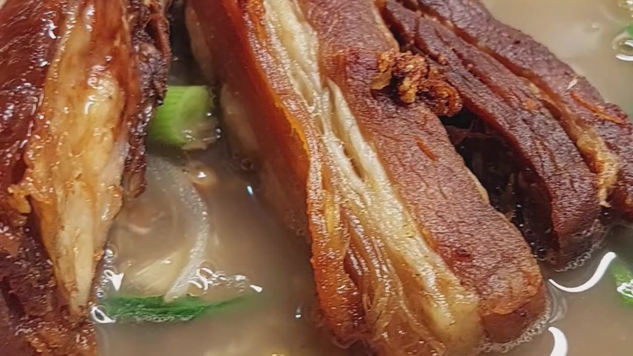 How to cook Overload Mungbean Soup with Fried Pork Chop! Ginisang Munggo Pinoy, Lutong Pinoy!