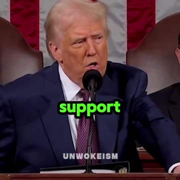 Elisabeth Warren looked furious as President Trump called her out for