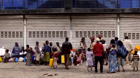 'Humanitarian crisis' looms in east Congo as rebels push south