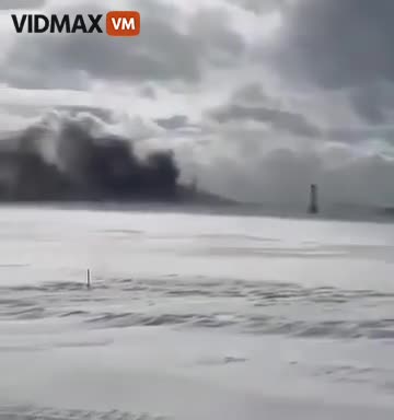 Wild New Video Shows The Moment The Delta Flight Hit The Runway Hard In Toronto