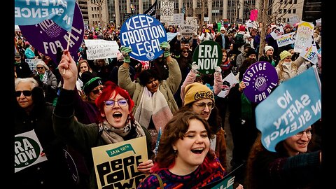Thousands WOKES protest in Chicago as Trump takes office - i365news are supporting for TRUMP!!