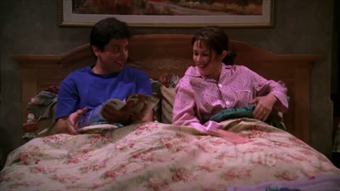 Everybody Loves Raymond S03E24